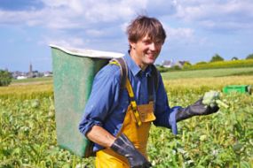 Michèle Guivarch et Joseph François à la Ferme de Kerguelen